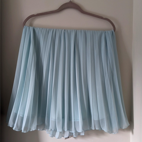 Zara Pleated Midi Skirt Medium - Picture 2 of 5